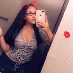 Meet your Posher, Daliah